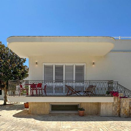 Flowing House Brindisi Luaran gambar